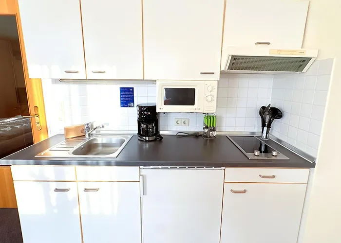 16 Im Haus Hühnergott Sellin (Rugen)